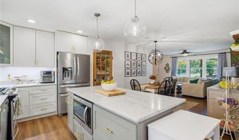 5080 Maryland Dr NW, Acworth, GA 30101