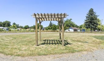 9015 COMMUNITY CLUB Rd, Amity, OR 97101