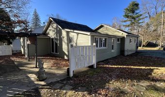 8802 66th St SE, Alto, MI 49302