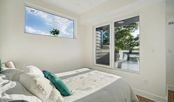 1307 LONGFELLOW St NW #11, Washington, DC 20011