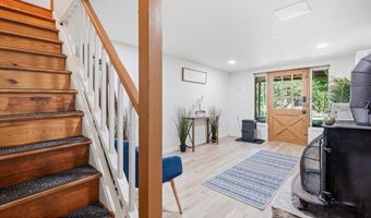 306 Mountain Rd, Albrightsville, PA 18210