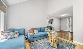 202 Shepard Home Rd, Chester, NH 03036
