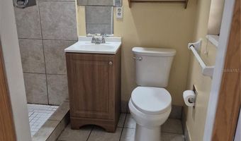 5 W NIGHTINGALE St, Apopka, FL 32712