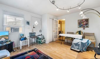 305 E Main St, Bergenfield, NJ 07621