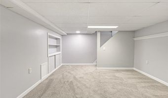 34 Burnett St, Johnston, RI 02919