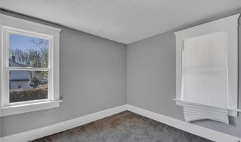 256 E York St, Akron, OH 44310
