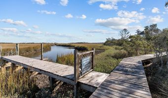 121 N Bald Head Wynd 25% Of 14 Lighthouse Land, Bald Head Island, NC 28461