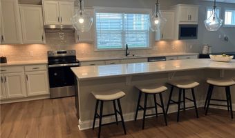 913 Arthur Trl, Aurora, OH 44202