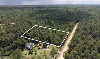 Arpana Circle, Alford, FL 32420
