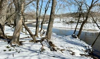 300 Round Up Ln, Bakersfield, MO 65609