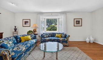 5463 DORIS Dr, Allentown, PA 18106