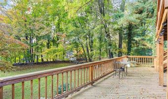 47 Hollow Tree Ridge Rd 47, Darien, CT 06820