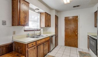 4528 Oak Dr, Alvarado, TX 76009