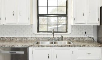 2317 Roma St, Agua Dulce, TX 78330