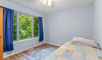 20 Lerwick Ln, Bella Vista, AR 72715