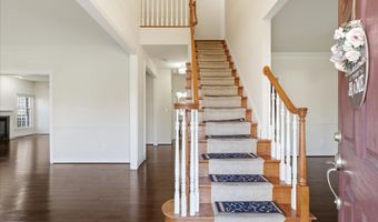 22908 N BROWN Sq, Ashburn, VA 20148