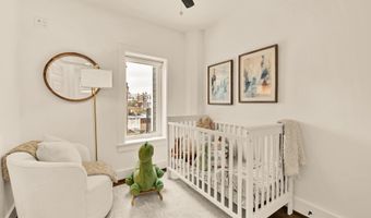 1739 D St NE, Washington, DC 20002
