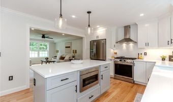 300 Tower Hill Rd, Cumberland, RI 02864