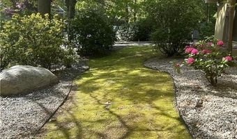 6 Blue Spruce Dr, Coventry, RI 02816