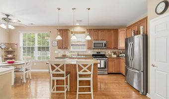 11 BRIDGEWATERS Psge, Barnegat, NJ 08005