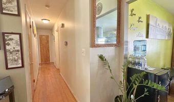 20 Danielwood Dr, Albany, NY 12211