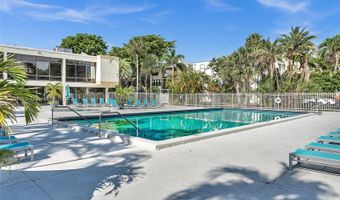 20401 NE 30th Ave 310-8, Aventura, FL 33180