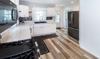 608 N Main St, Bicknell, IN 47512