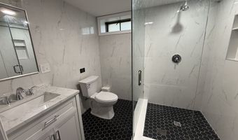56 Janet Cir 7, Bridgeport, CT 06606