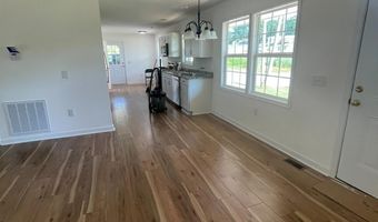 212 Cornfield Ln, Appomattox, VA 24522
