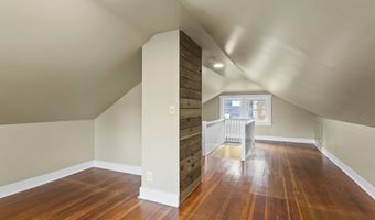 504 ABERNETHY Rd, Oregon City, OR 97045
