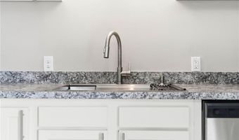 307 S Lawnview Dr, Austin, IN 47102