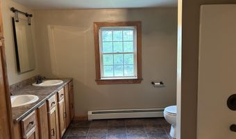 142 Abbott Rd, Albion, ME 04910