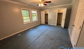 224 Dunn Dr, Albertville, AL 35950