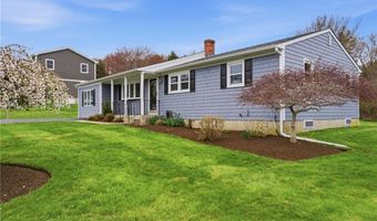 49 Roosevelt Dr, Bristol, RI 02809