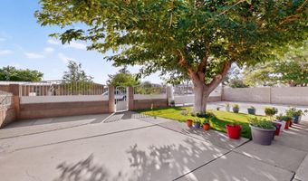 514 57th St NW, Albuquerque, NM 87105