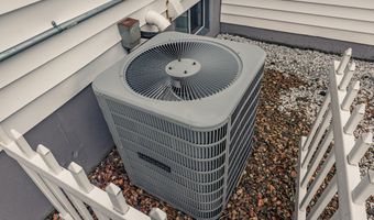 26 Columbia St, Amsterdam, NY 12010
