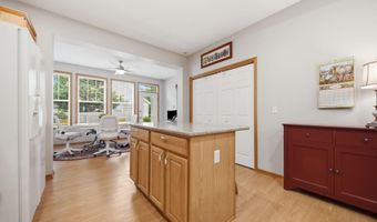 1610 Riverspointe Ct, Anoka, MN 55303