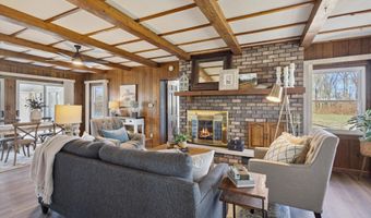 140 32nd St, Allegan, MI 49010