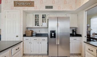 2601 W UPLAND Dr, Chandler, AZ 85224