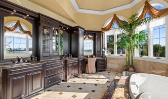 32 BENMORE Ter, Bayonne, NJ 07002