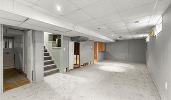 9299 Becker Ave, Allen Park, MI 48101