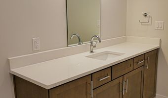 44691 WELLFLEET Dr 201, Ashburn, VA 20147