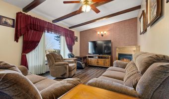 2325 Countryaire Estates Dr, Aberdeen, SD 57401