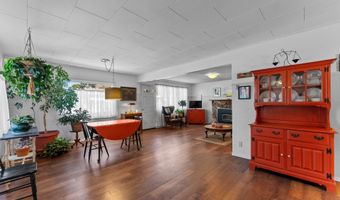 311 MAPLE St, Brookings, OR 97415