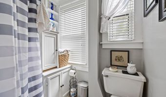 157 High St, Bristol, CT 06010