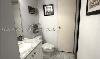20335 W Country Club Dr 1105, Aventura, FL 33180