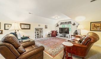 117 Chippenwood Ln, Bristol, CT 06010