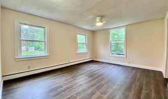 562 Buck Hill Rd, Burrillville, RI 02859