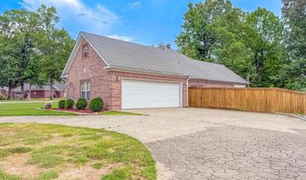 105 Valderrama Dr, Benton, AR 72015