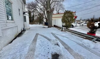 622 Broadway, Amityville, NY 11701